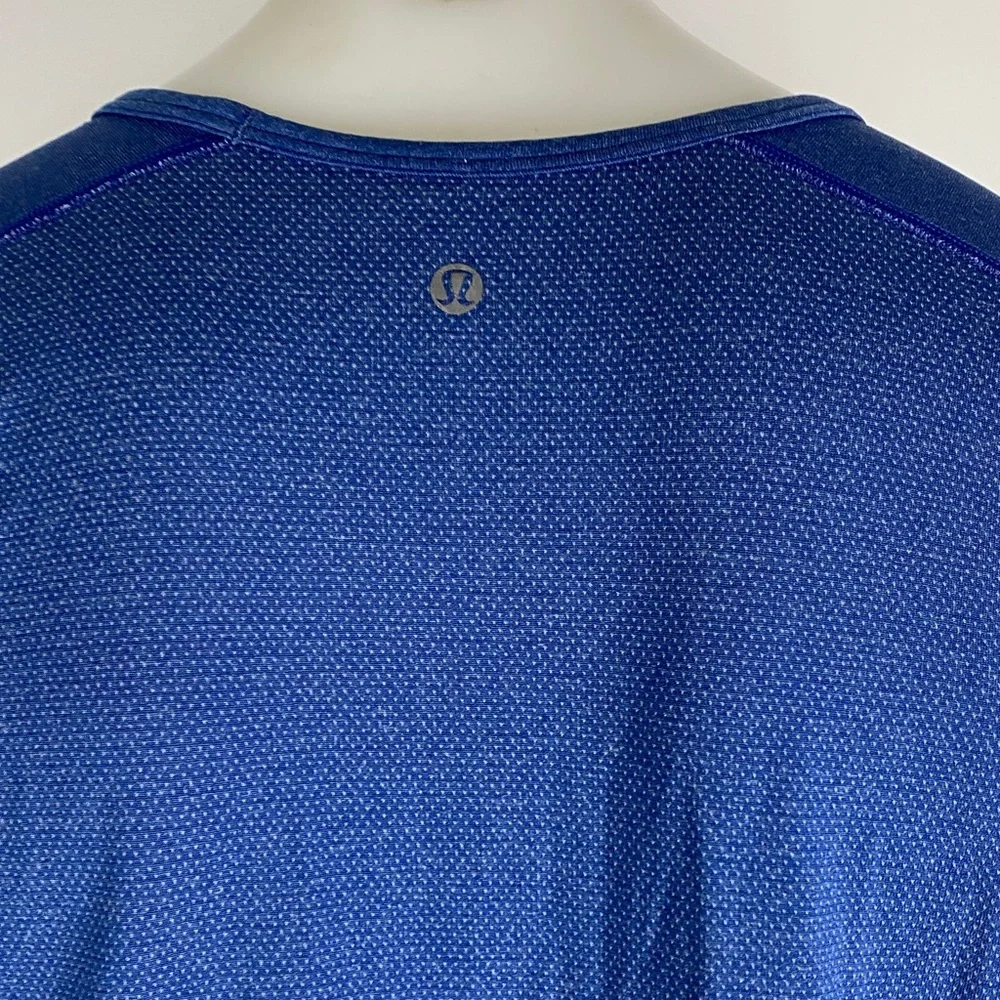 Lululemon Tank Top Men’s Large Blue Sleeveless Athletic Running Training Workout - Picture 4 of 9